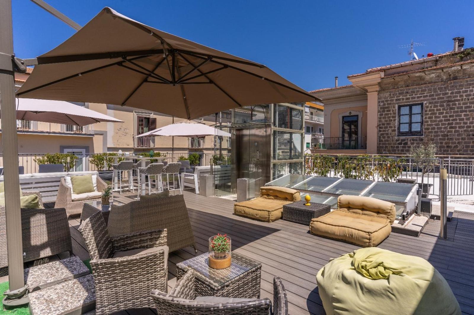 Hotel Sorrento City 3* Península Sorrentina